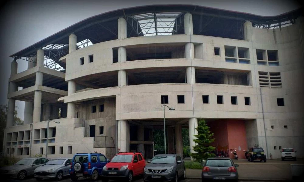 Κορονοϊός: Κόλλησε αφού ξεγέννησε μια 20χρονη η οποία ήταν θετική στον ιό